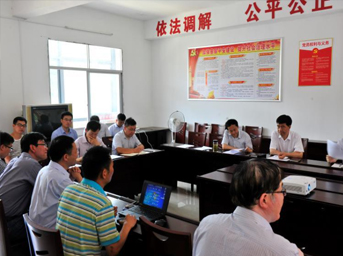 安徽省委常委、六安市市委書記孫云飛赴金寨縣水坪村村民文化中心項目調研