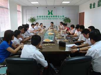 溝通打造卓越團隊 交流拉近心與心的距離--公司傾聽員工對公司各項管理的意見及建議 