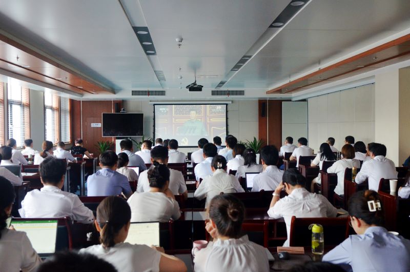 皖投置業公司組織收看慶祝中國共產黨成立100周年大會